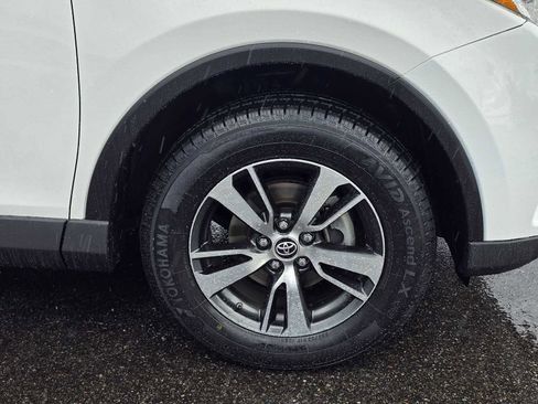 Certified 2017 Toyota RAV4 XLE image 9