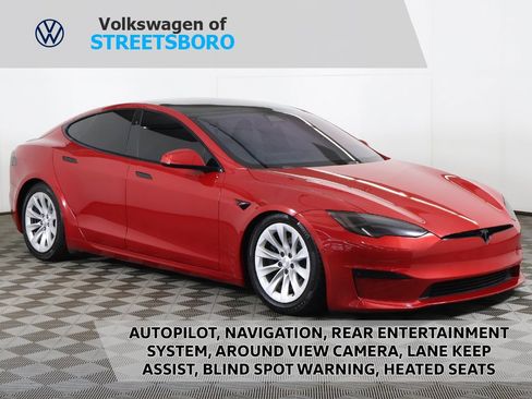 Used 2021 Tesla Model S Plaid image 1