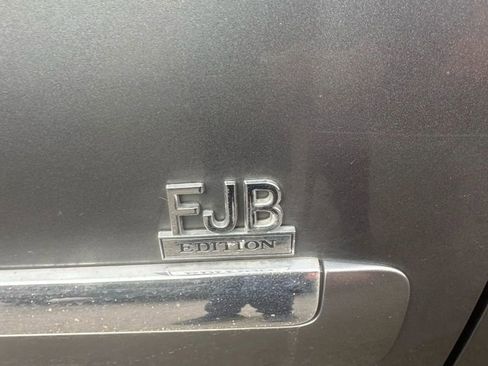 Used 2014 Nissan Armada Platinum image 21