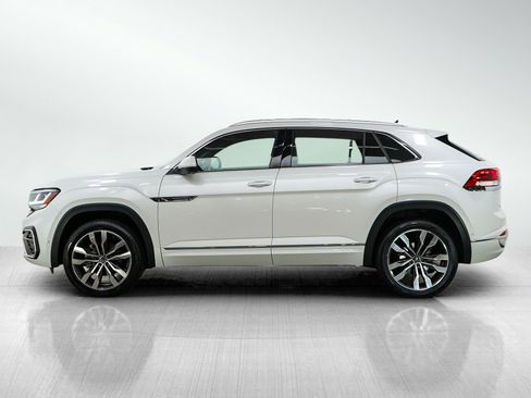 Used 2023 Volkswagen Atlas Cross Sport SEL Premium R-Line AWD/4WD image 2