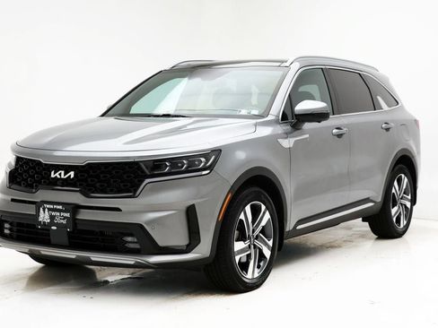 Used 2023 Kia Sorento SX Prestige image 2