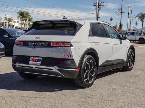 Used 2024 Hyundai Ioniq 5 SEL image 4