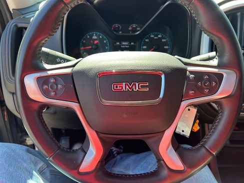 Certified 2022 GMC Canyon Elevation w/ Trailering Package image 16