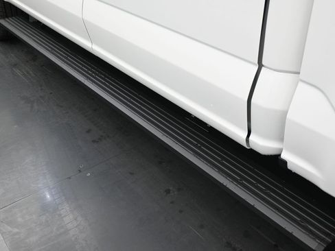 New 2025 Ford F150 Lightning Platinum image 30