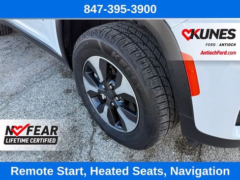 Used 2024 Jeep Grand Cherokee Limited 4xe image 12