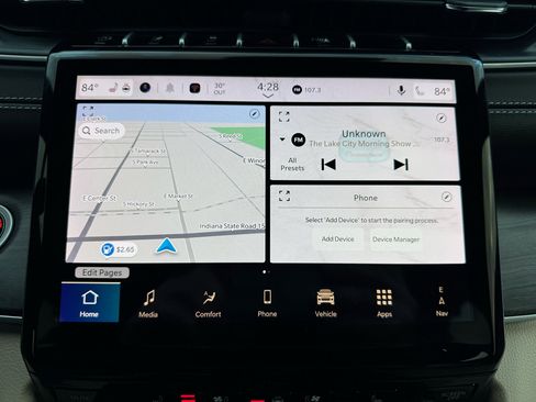 Used 2024 Jeep Grand Cherokee Limited w/ Luxury Tech Group II image 25