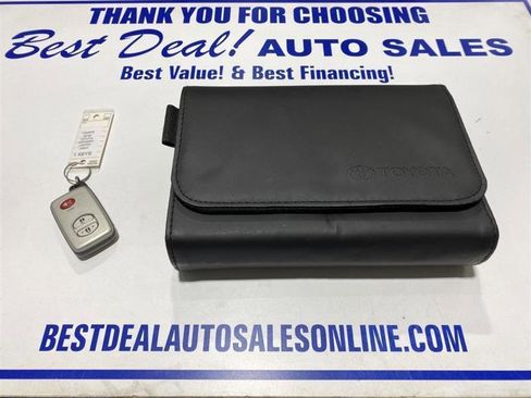 Used 2016 Toyota 4Runner Limited AWD/4WD image 33