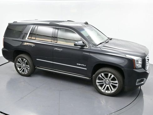 Used 2020 GMC Yukon Denali w/ Denali Ultimate Package AWD/4WD image 48