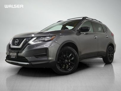 Used 2017 Nissan Rogue SV w/ Midnight Edition Package