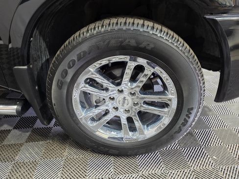 Used 2012 Nissan Titan SV image 29