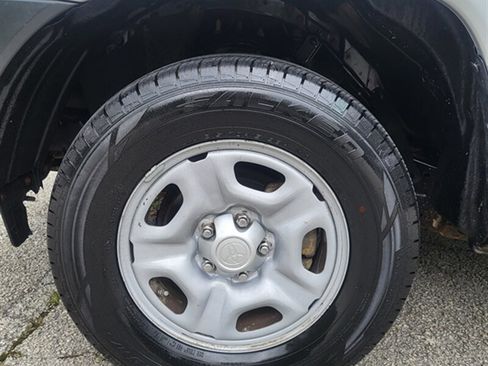 Used 2013 Toyota Tacoma 2WD Regular Cab image 23