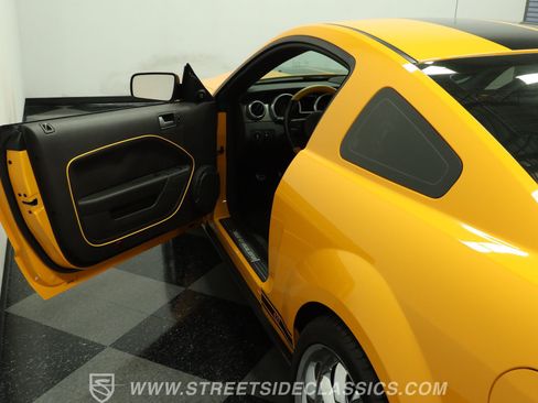 Used 2008 Ford Mustang Shelby GT500 RWD image 33