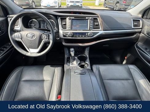 Used 2019 Toyota Highlander Limited AWD/4WD image 15