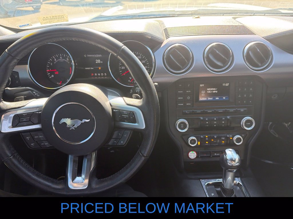 Used 2017 Ford Mustang Coupe RWD image 12