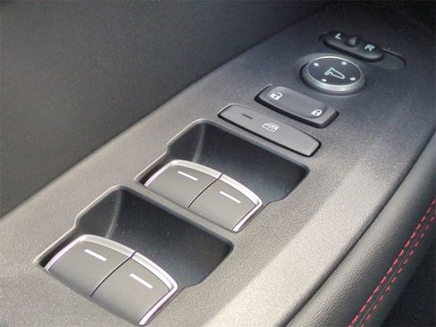 Certified 2025 Acura ADX A-Spec image 24