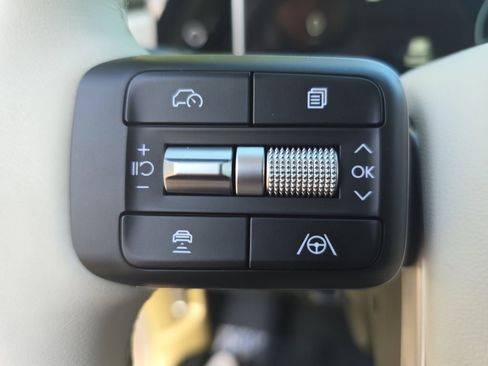 New 2025 Hyundai Santa Fe Calligraphy FWD image 19