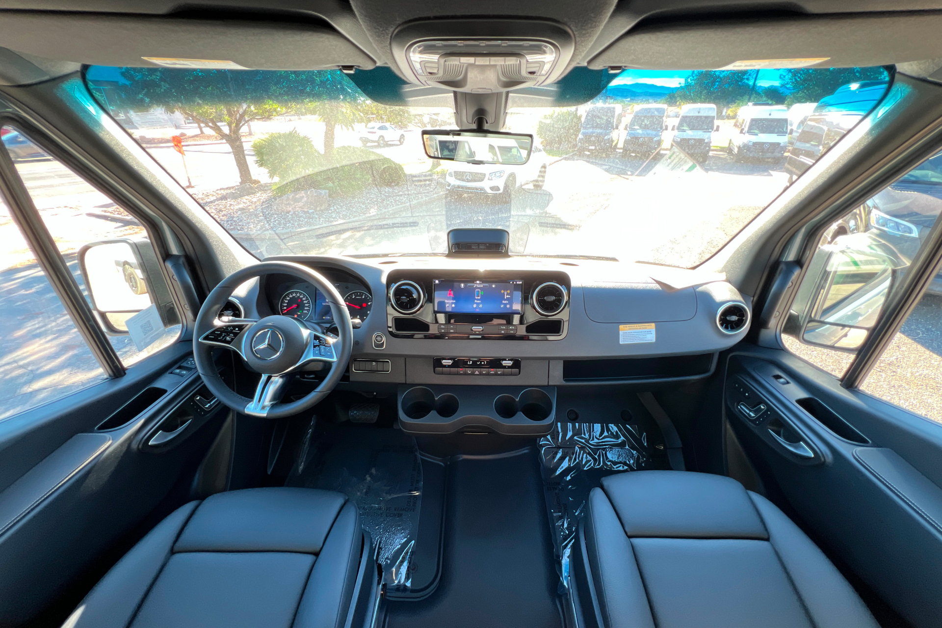 New 2026 Mercedes-Benz Sprinter 2500 image 9