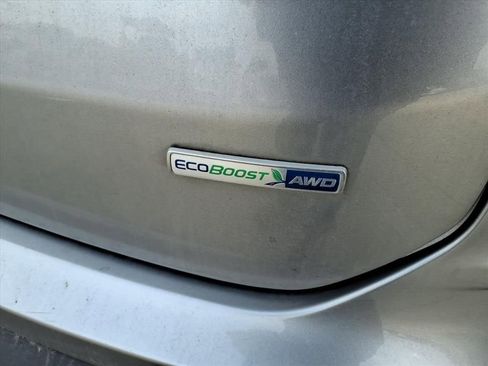 Used 2020 Ford Edge SE image 8