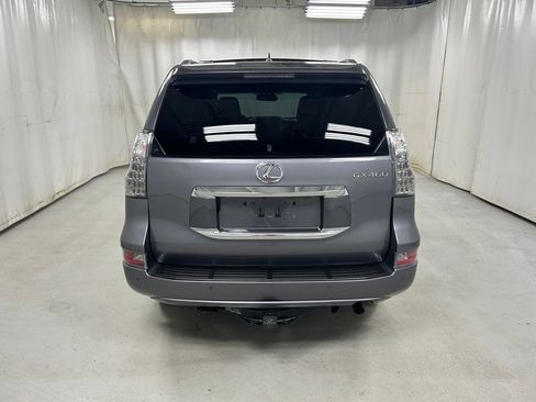 Used 2017 Lexus GX 460 Luxury w/ Preferred Accessory Package AWD/4WD image 5