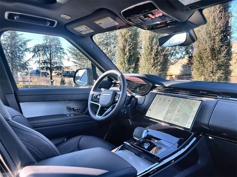 New 2026 Land Rover Range Rover Sport SE image 14