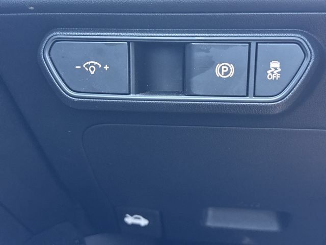 Used 2025 Kia K4 FWD image 25