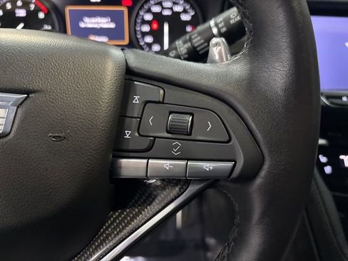 Used 2024 Cadillac XT6 Sport w/ Technology Package image 19