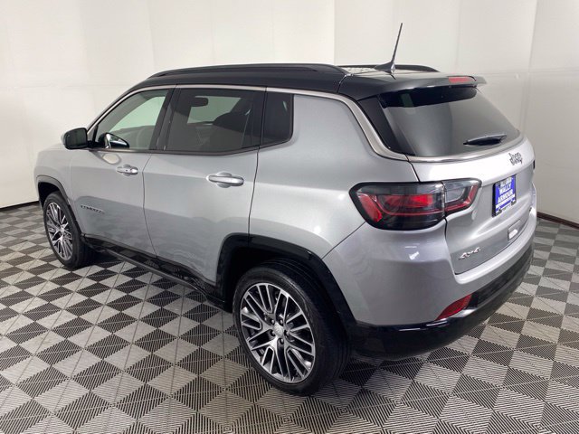 Used 2023 Jeep Compass Limited w/ Elite Group AWD/4WD image 11