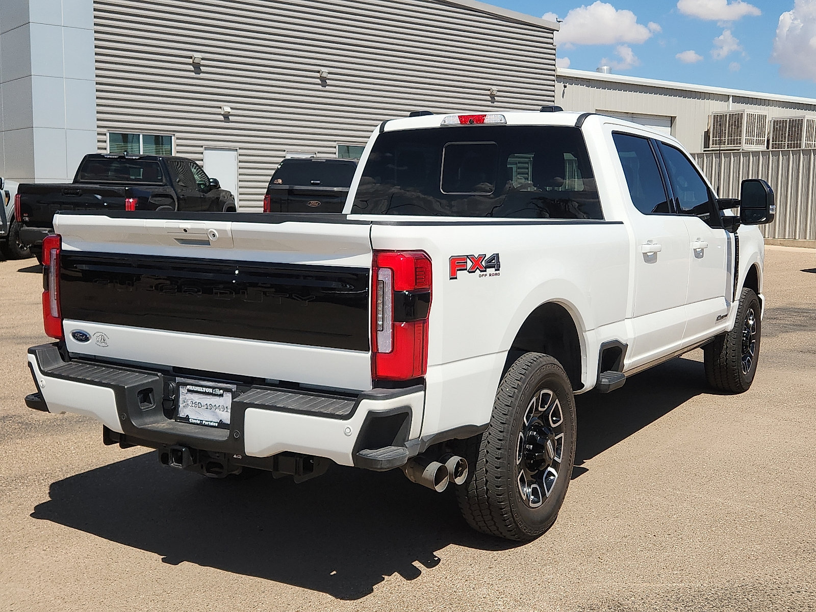 New 2026 Ford F250 Platinum w/ FX4 Off-Road Package AWD/4WD image 4