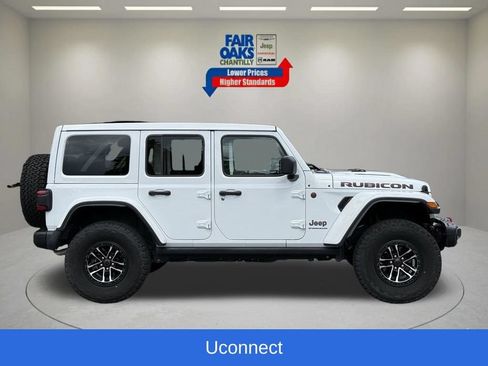 Certified 2025 Jeep Wrangler Unlimited Rubicon AWD/4WD image 11