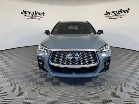 Used 2023 INFINITI QX55 Luxe w/ Cargo Package image 7