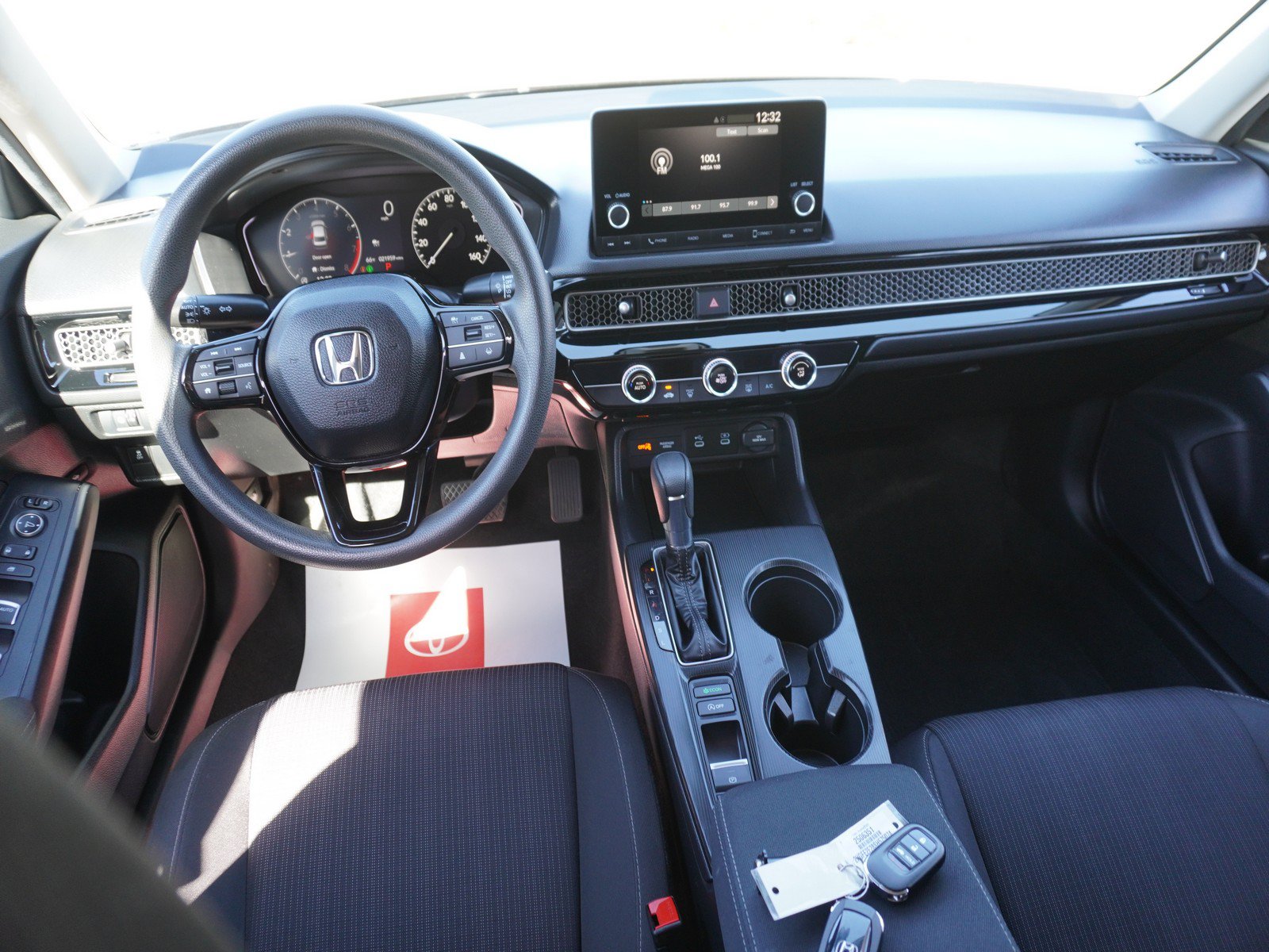 Used 2025 Honda Civic LX image 2