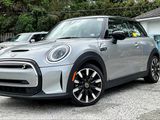 Certified 2024 MINI Cooper SE image 2