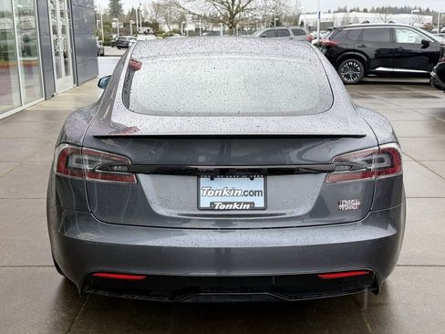 Used 2021 Tesla Model S Plaid image 8
