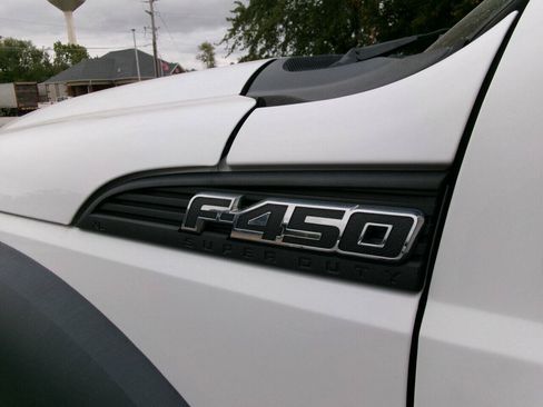 Used 2015 Ford F450 XL w/ Power Equipment Group RWD image 10