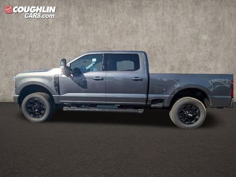 New 2026 Ford F350 Lariat w/ Black Appearance Package image 5