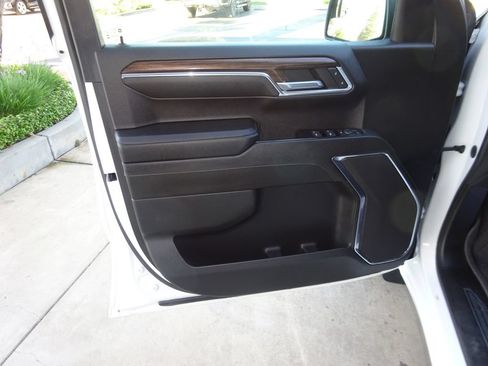 Certified 2023 Chevrolet Silverado 1500 LT RWD image 24