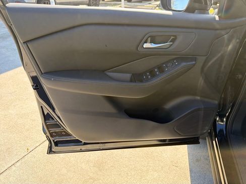 New 2026 Nissan Rogue SV w/ Cold Weather Package FWD image 16