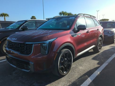 Certified 2024 Kia Sorento SX Prestige image 4
