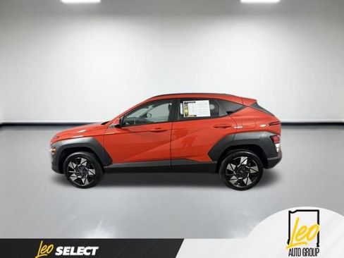 Used 2025 Hyundai Kona SEL AWD/4WD image 2