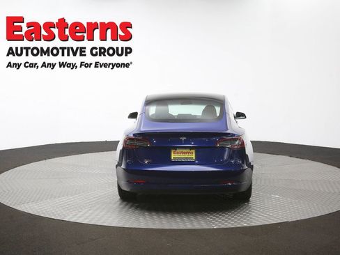Used 2018 Tesla Model 3 Mid Range RWD image 31