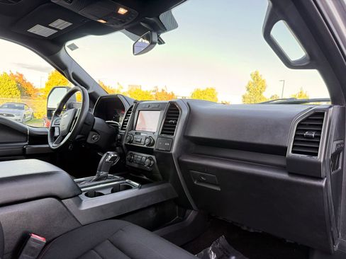 Used 2020 Ford F150 XLT w/ Equipment Group 302A Luxury AWD/4WD image 33