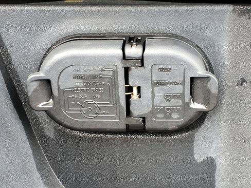 Certified 2024 Toyota Tacoma SR5 w/ SR5 Upgrade Package image 11