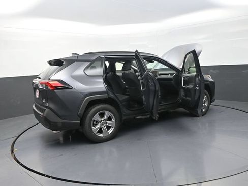 Used 2025 Toyota RAV4 LE AWD/4WD image 48