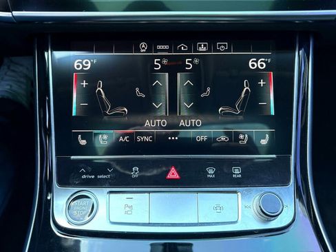 Used 2022 Audi A8 L 3.0T w/ Executive Package image 26