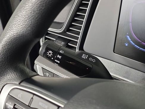 Used 2023 Kia Sportage LX image 29