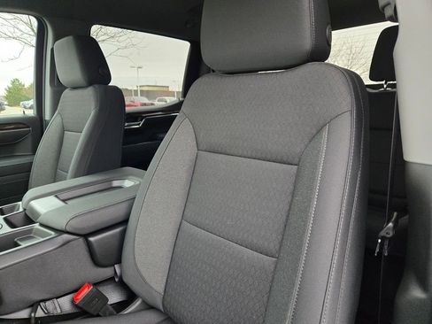 New 2026 GMC Sierra 1500 Elevation image 15