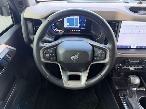 Used 2024 Ford Bronco Wildtrak AWD/4WD image 29