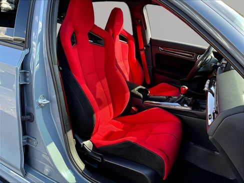 Used 2025 Honda Civic Type R image 28