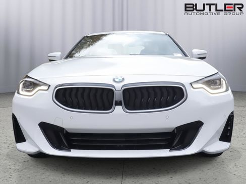 New 2026 BMW 230i Coupe w/ Premium Package RWD image 2