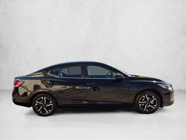 Used 2024 Nissan Sentra SV FWD image 4